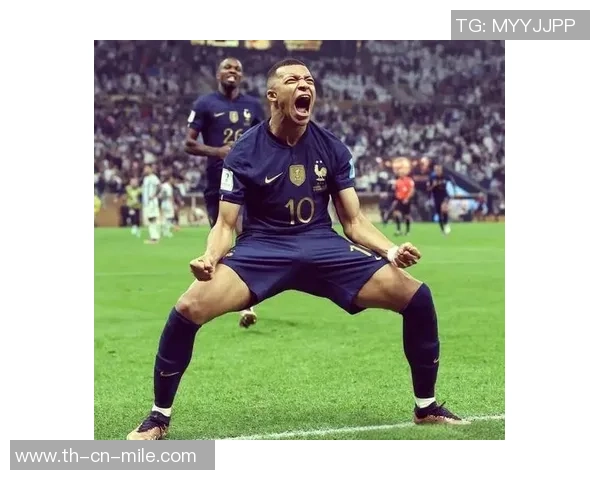 足球历史上十大经典远射瞬间回顾与分析 足球历史上十大经典远射瞬间回顾与分析